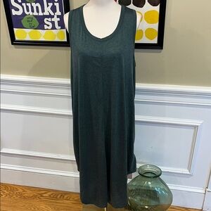 Emery Rose Dark Green Sleeveless Dress